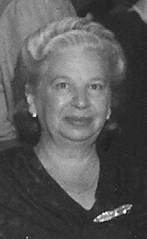 Anna
 Viktoria (Tora)* Petterson g. Hakkarainen 1888-1971
